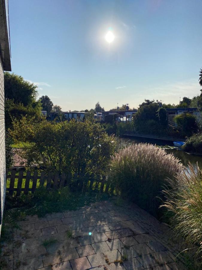 Recreatie Centrum De Hollepoarte 2 Chalets87 Makkum Eksteriør bilde